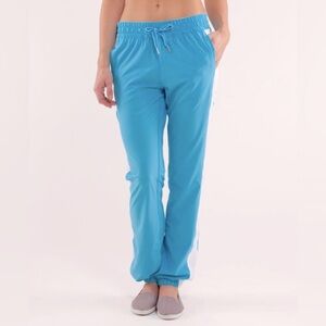 LULULEMON Work It Out Track Pants Jogger Women 6 Swift‎ DWR Stretchy Performance